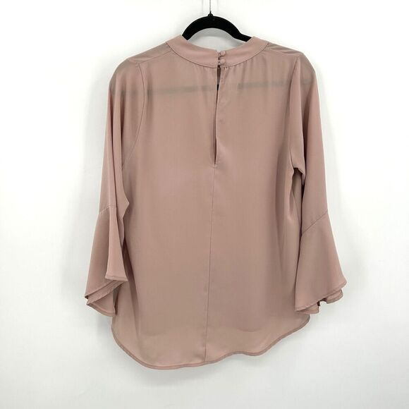VERONICA M. Dusty Light Pink Cut Out Bell Sleeve Lightweight Blouse Top Medium - Picture 2 of 5